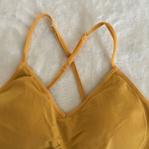 Fila Yellow Sports Bra with Criss-Cross Straps - Picture 2 of 6